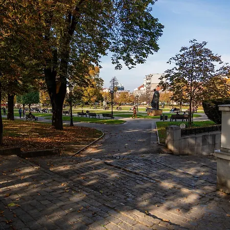 Vukov Park Lejlighed